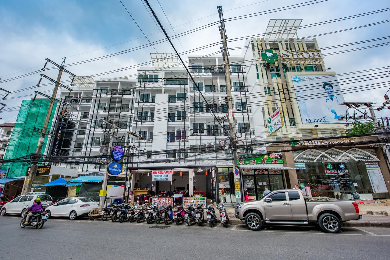 Royal Luxury Hotel Patong Exteriör bild